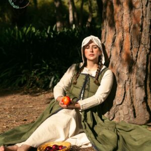 Vestido medieval de lino “Agatha” | Vestido LARP mujer