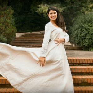 Vestido medieval de lino blanco “Dana” | Camisola medieval LARP